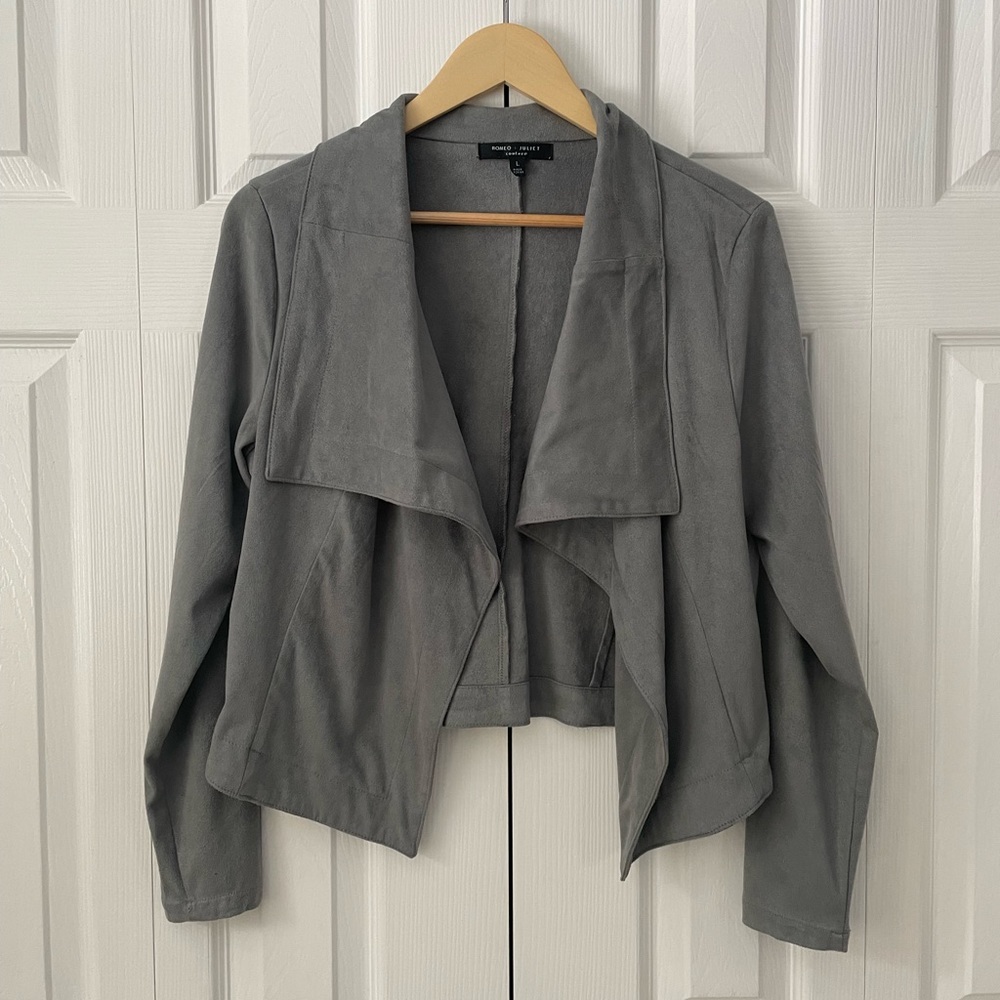 NWOT Grey Blazer Size Large